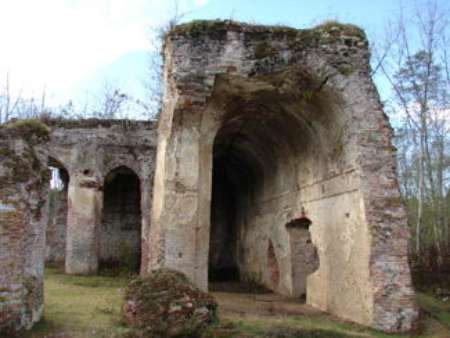 معبد اسپی‌مزگت؛ رازهای کهن سفید مسجد گیلان در دل جنگل‌های تالش