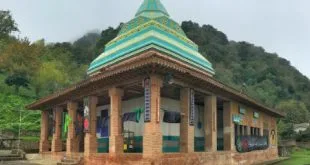 آرامگاه شیخ زاهد گیلانی؛ گنبد فیروزه‌ای صفوی در دل لاهیجان