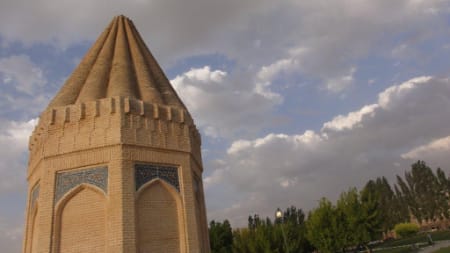 آرامگاه حیقوق نبی؛ بنای باشکوه عهد سلجوقی در تویسرکان